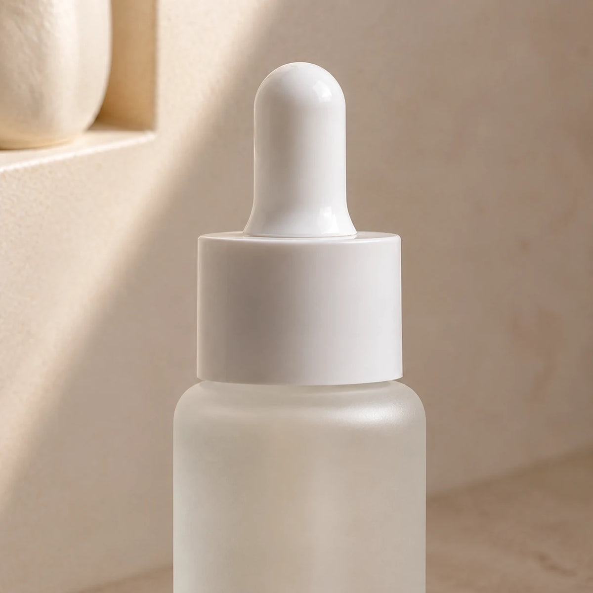 Barrier Repair Serum — close detail: packaging and closure