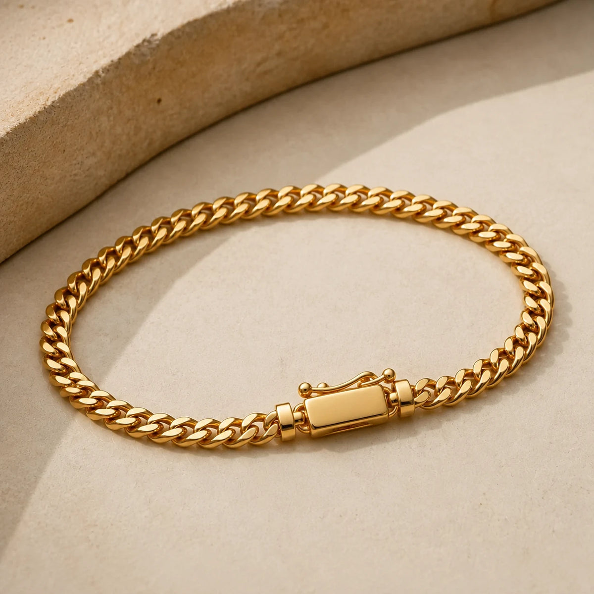 Curb Chain Bracelet — opposite three-quarter view